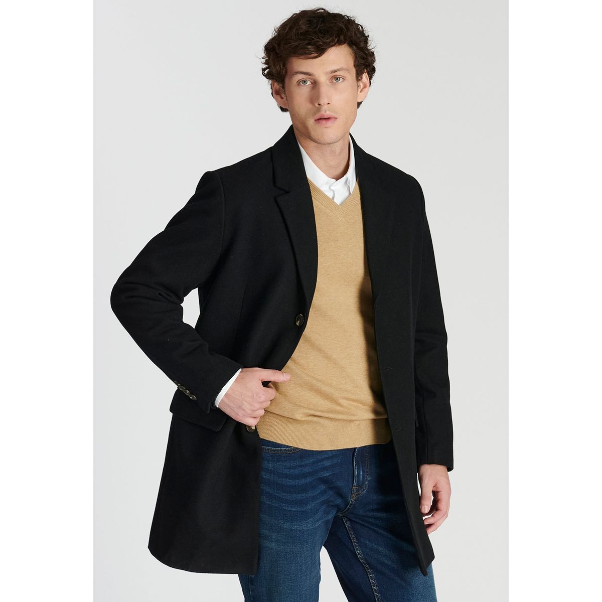 NEW MAN - Abrigo Prince Heritage Negro Newman