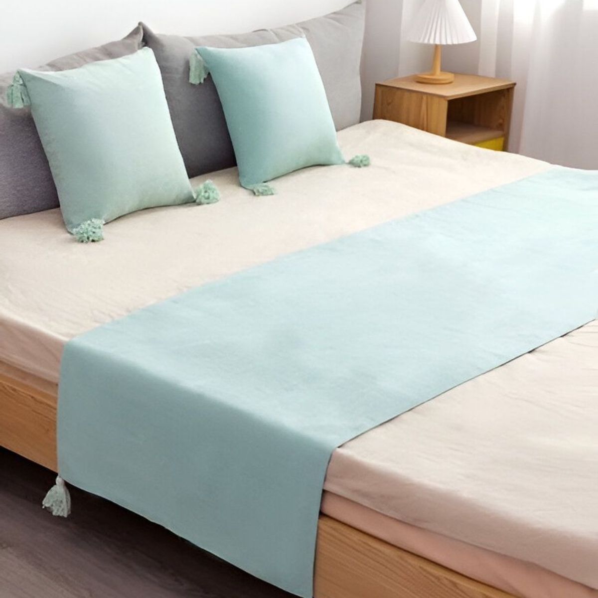 GENERICO - JUEGO DE PIECERA DE CAMA CON 2 FUNDAS MODELO LINO CELESTE