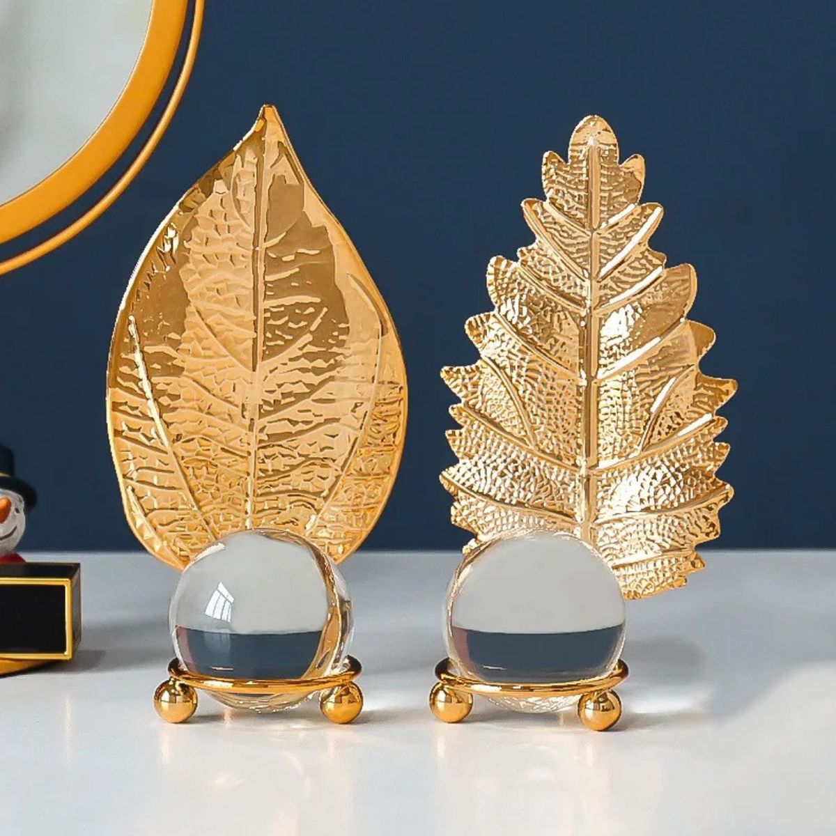 GENERICO - Set 2 Hojas Dorada Con Bola De Cristal Adorno Elegante Mesa
