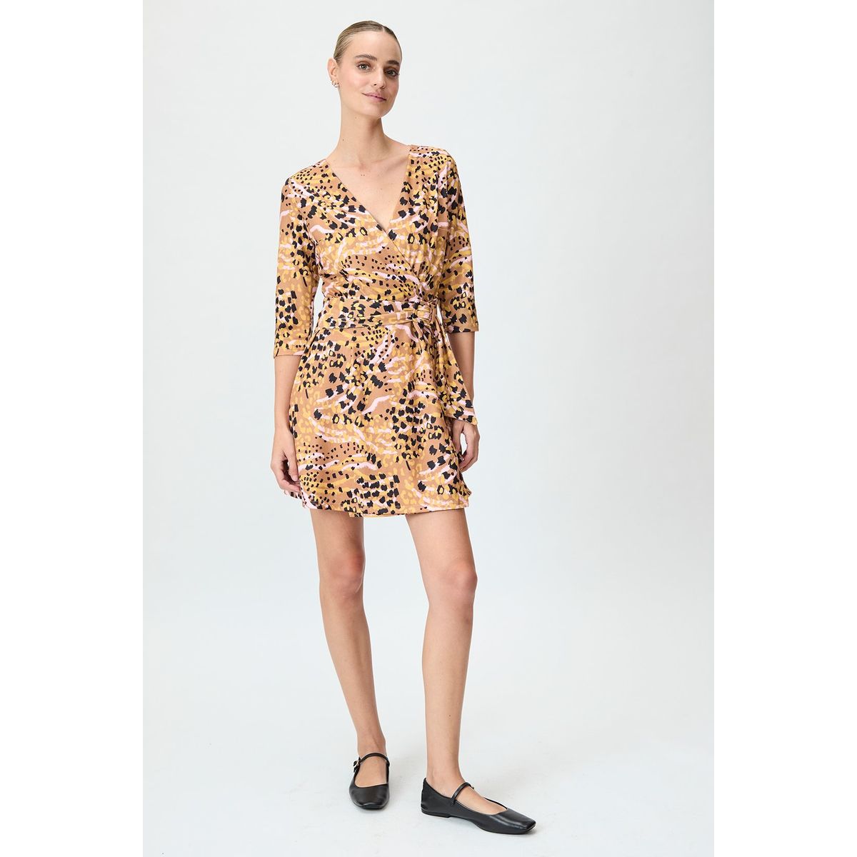 IO - Vestido Corto Café Mujer Io