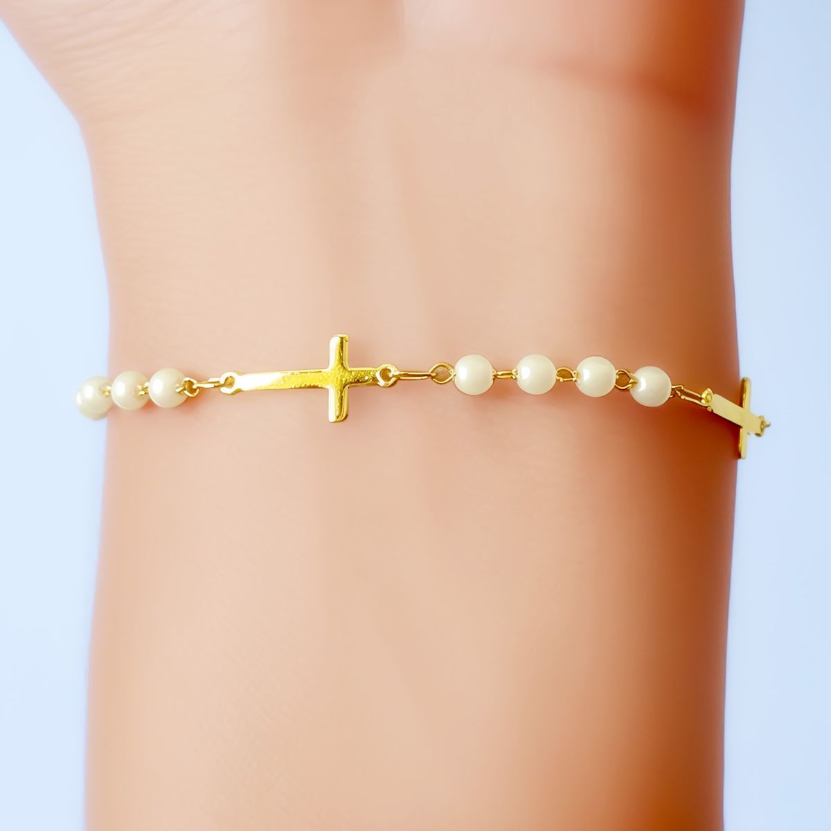 COGGIOLA - Pulsera Cruz Perlas Enchapado Oro 18K