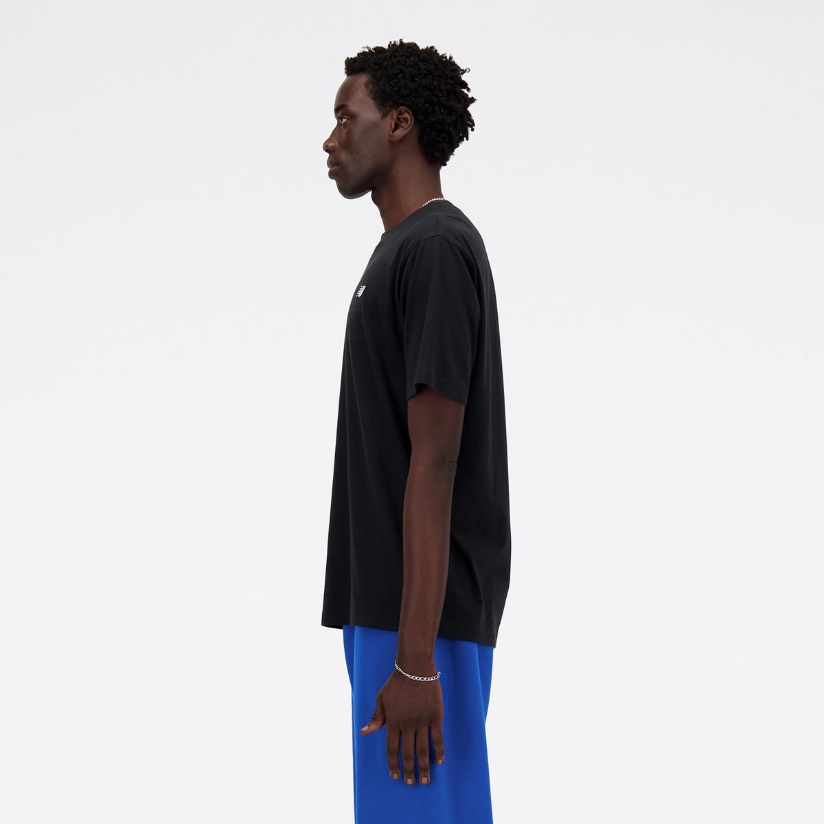 NEW BALANCE - Polera Lifestyle Hombre New Balance Sport Essentials Negra