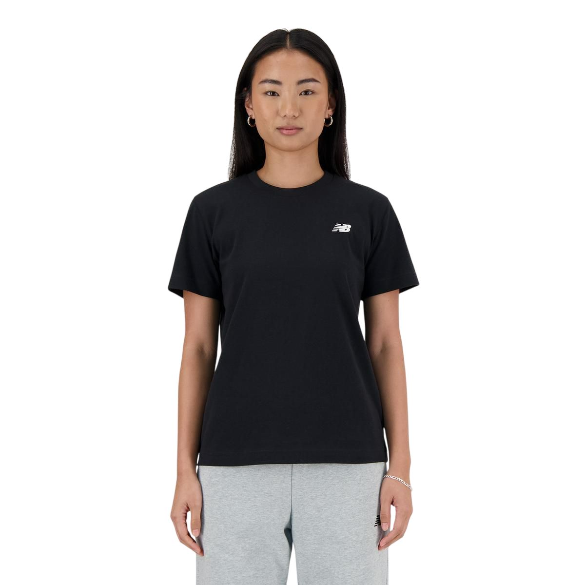 NEW BALANCE - Polera Lifestyle Mujer New Balance Sport Essentials Negra