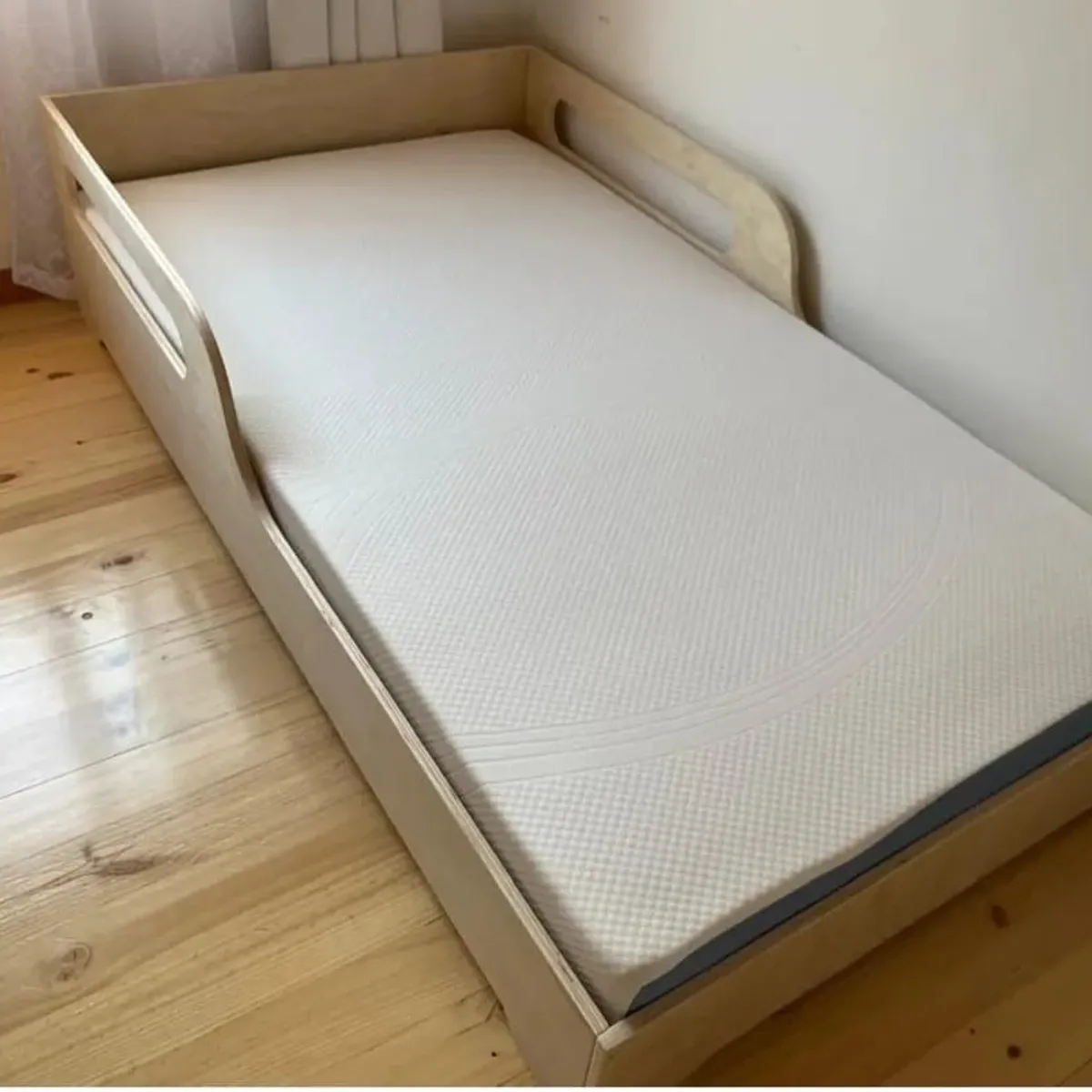 GENERICO - Cama Infantil Estilo Montessori Isidora una plaza Media