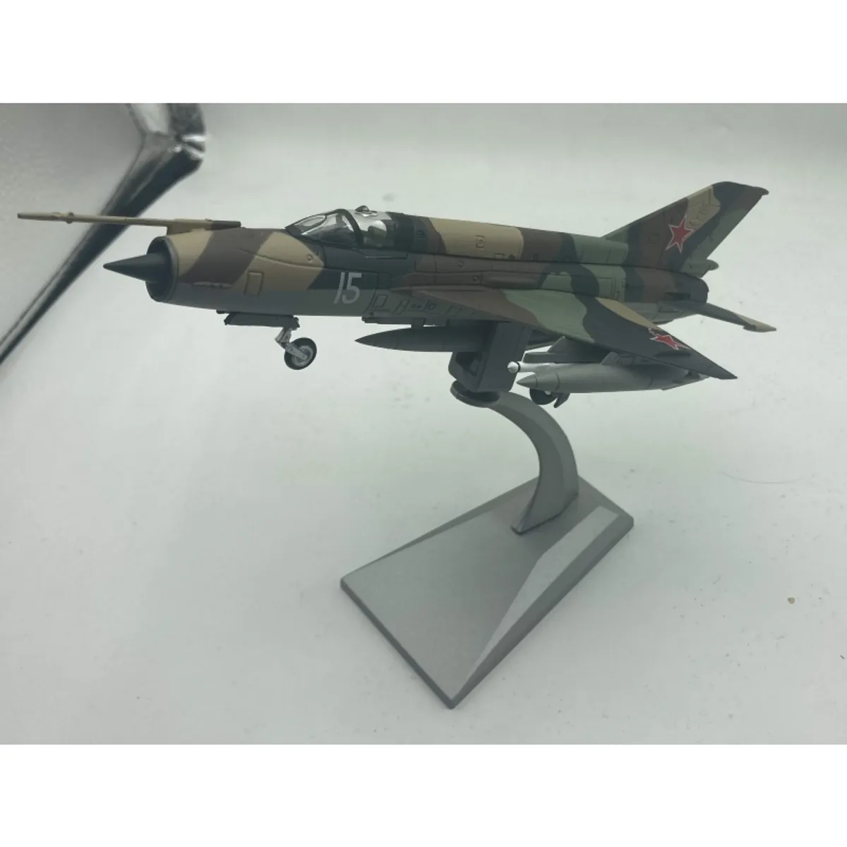 GENERICO - JLMODEL 27 MIG 21