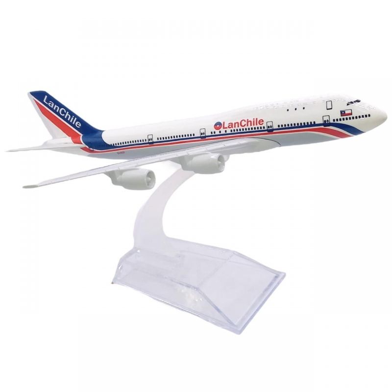 GENERICO - AIRPLANE BOEING 747 LAN CHILE AIRPLANE MODEL 16CM