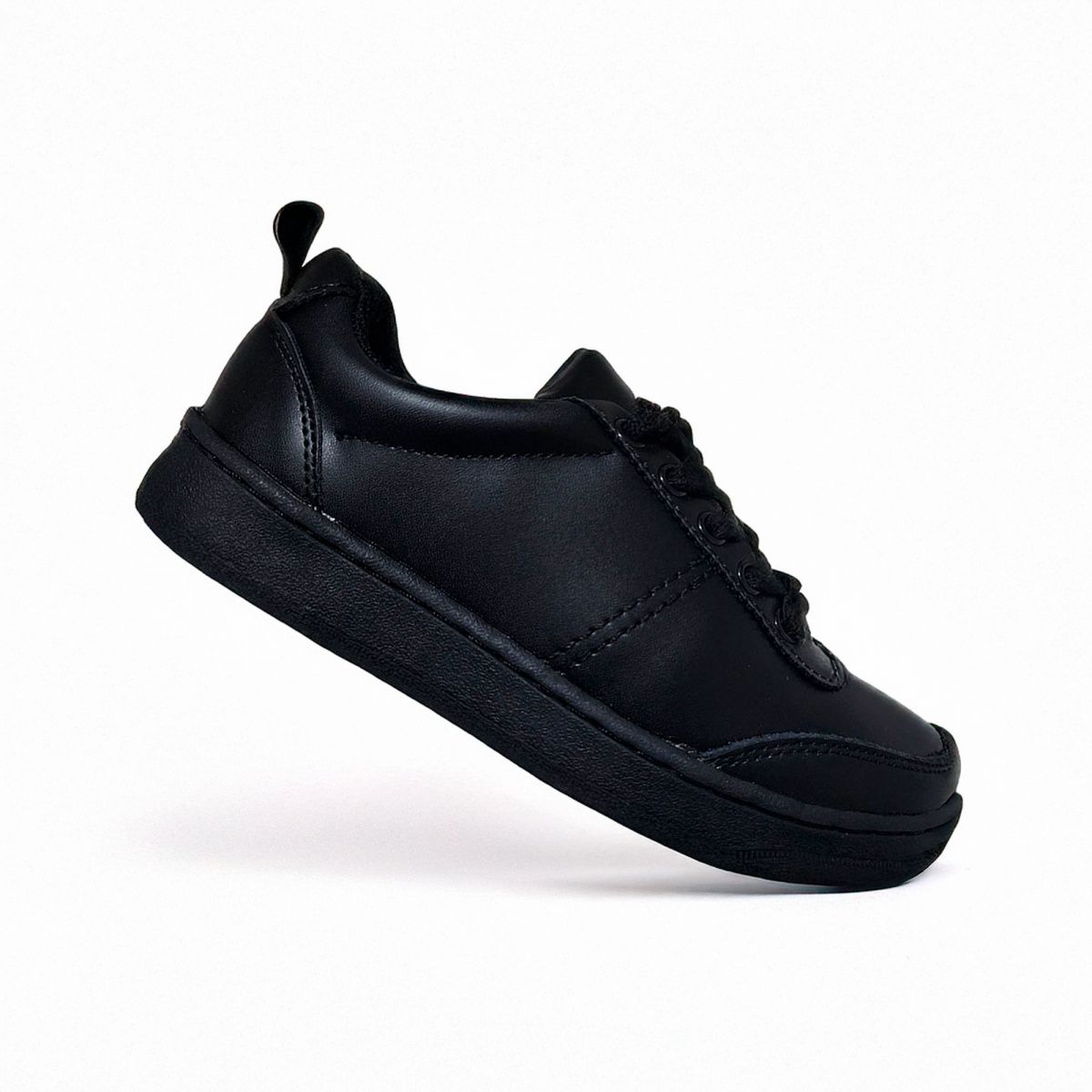 ARMONIA - Zapatilla Escolar Negra con Cordones  Tallas 33 al 38   7500