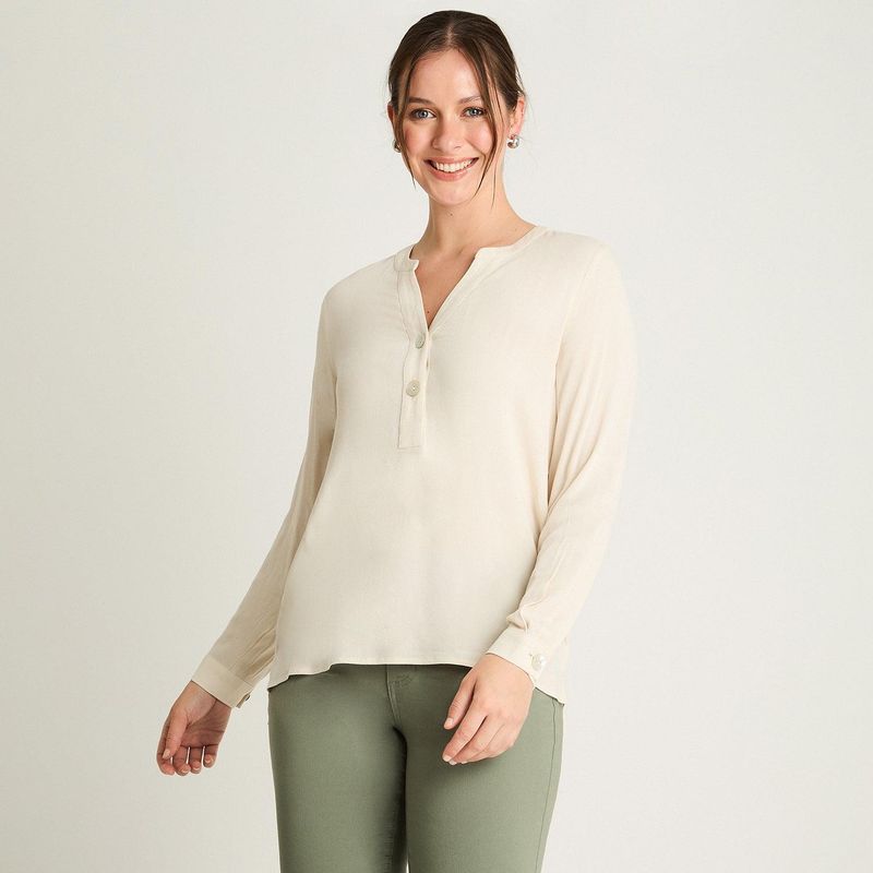 CURVI - Blusa Manga Larga Cuello Mao Botones Beige