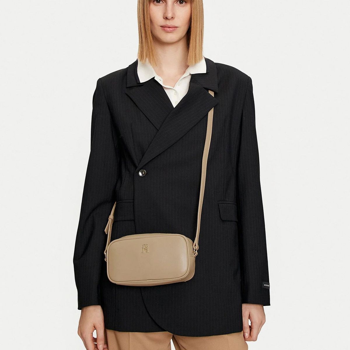 TOMMY HILFIGER - Bandolera Refined Monogram