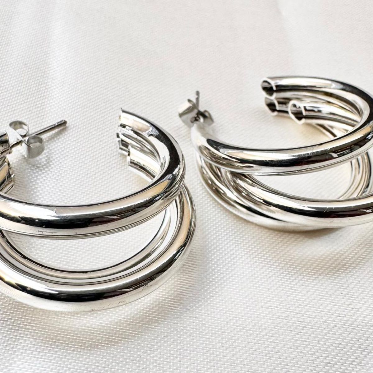 GENERICO - Aros Triples Clásicos Plateados