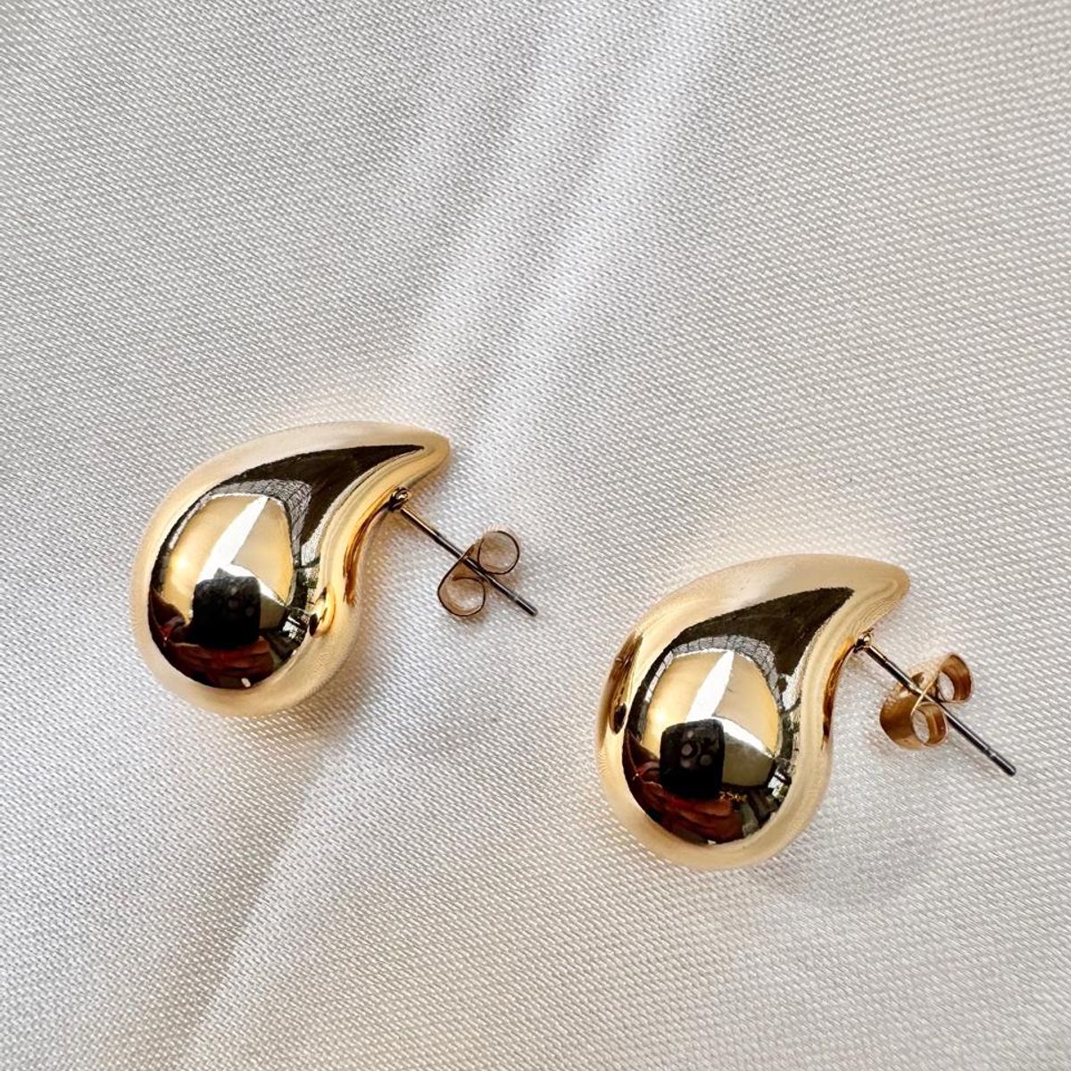 GENERICO - Aros con baño de oro Golden Rain Drops