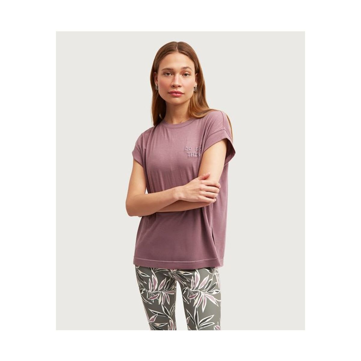 LOUNGE - Polera Deportiva Relax Fit LOUNGE
