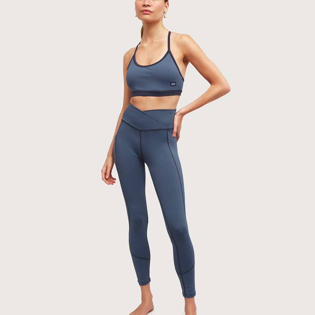 LOUNGE - Calza Deportiva Cruzada Unicolor Azul LOUNGE