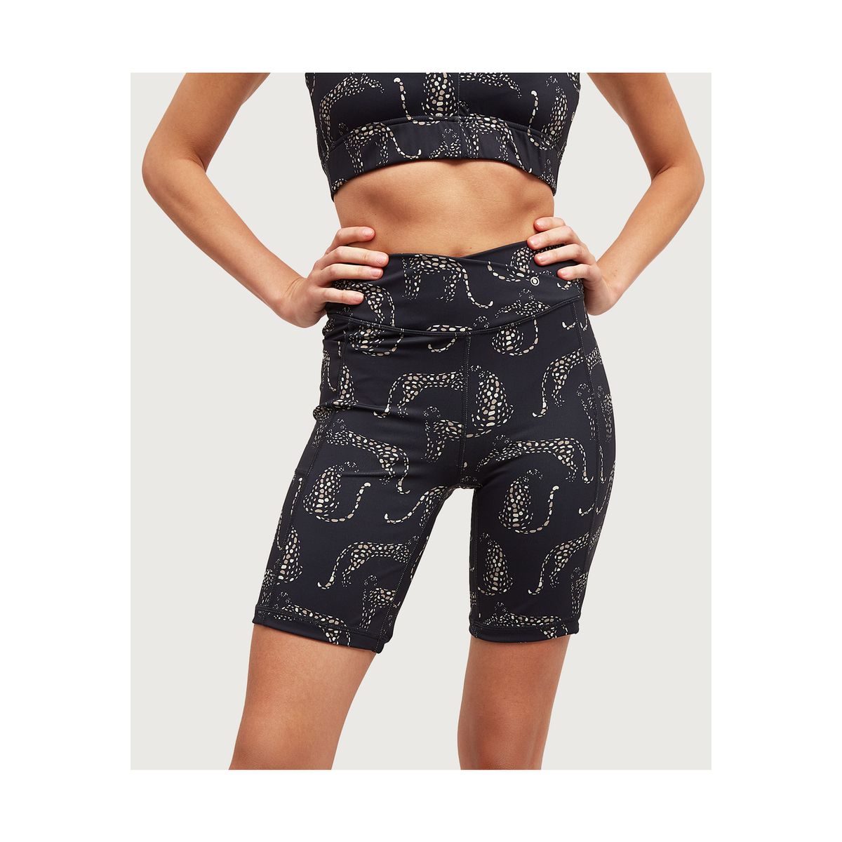 LOUNGE - Short Deportivo Biker Tigres Negro LOUNGE