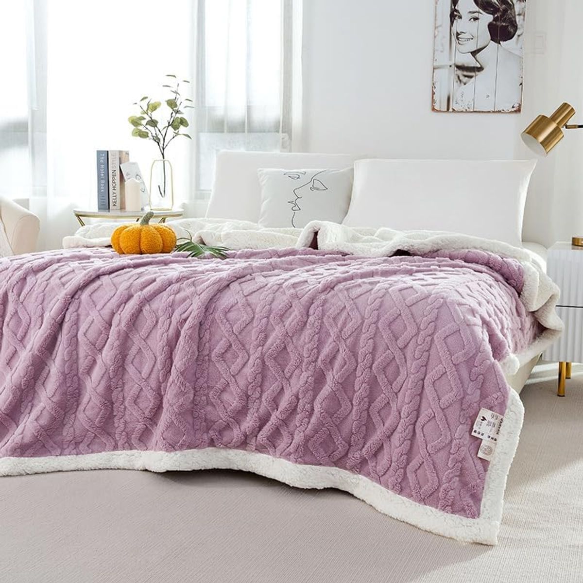 GENERICO - FRAZADA TEXTURIZADA CON CHIPORRO UNICOLOR LILA 2 PLAZAS RS