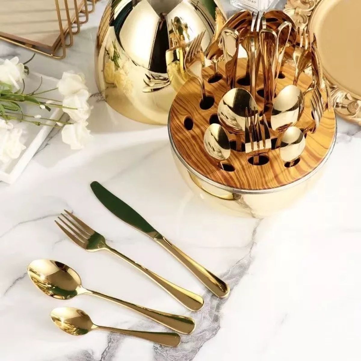 GENERICO - Set De 24 Cubiertos Organizador De Lujo Huevo DORADO