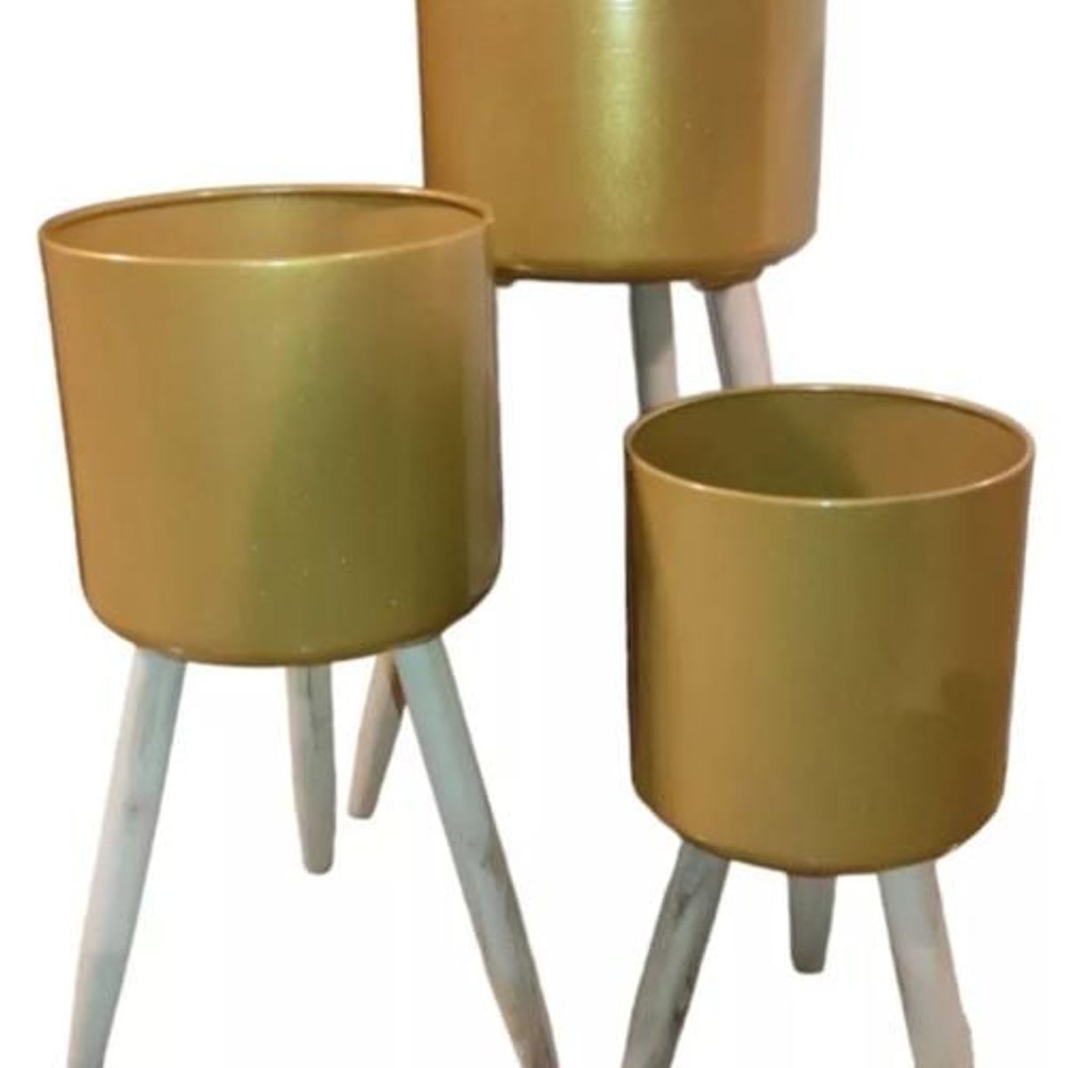 GENERICO - Set 3 Maceteros  Base Madera Dorado