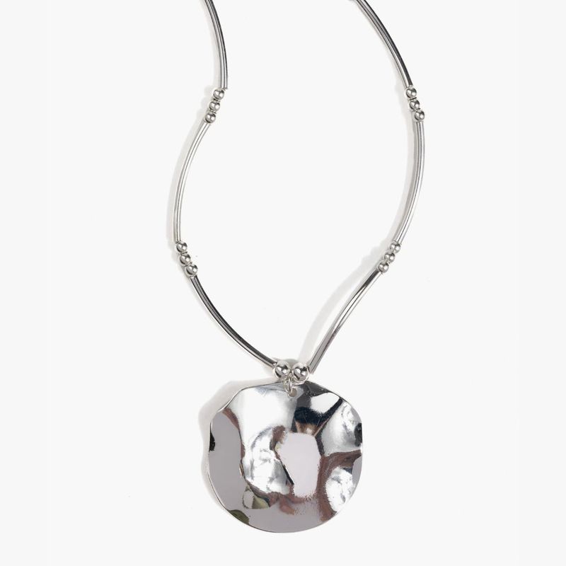 LOUNGE - Collar Charm Moneda Irregular