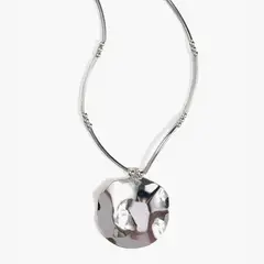 LOUNGE - Collar Charm Moneda Irregular