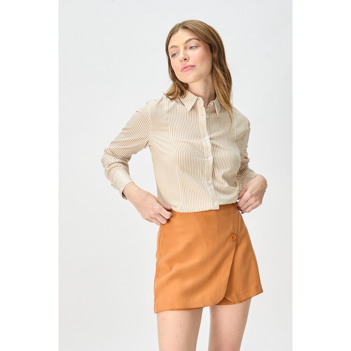 IO - Blusa Manga Larga Beige Mujer Io