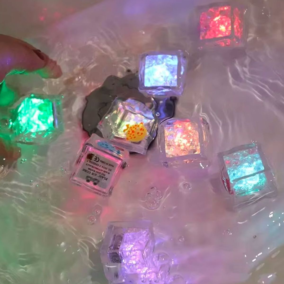 GENERICO - Juguete De Baño Para Bebés Cubitos De Hielo Luminosos