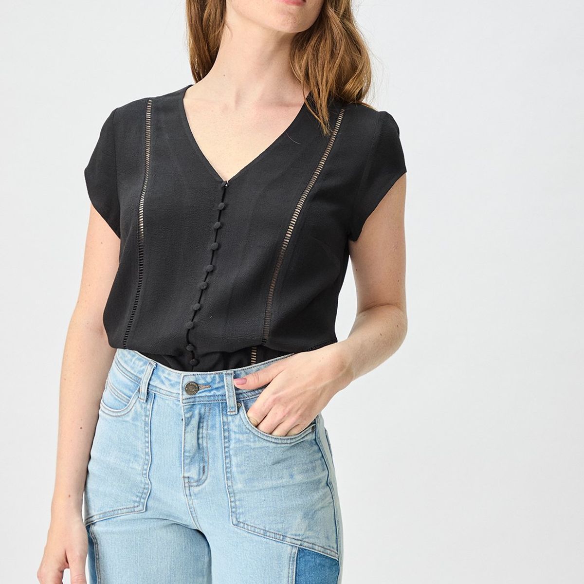 IO - Blusa Manga Corta Negro Mujer Io