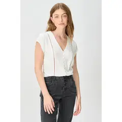 IO - Blusa Manga Corta Crudo Mujer
