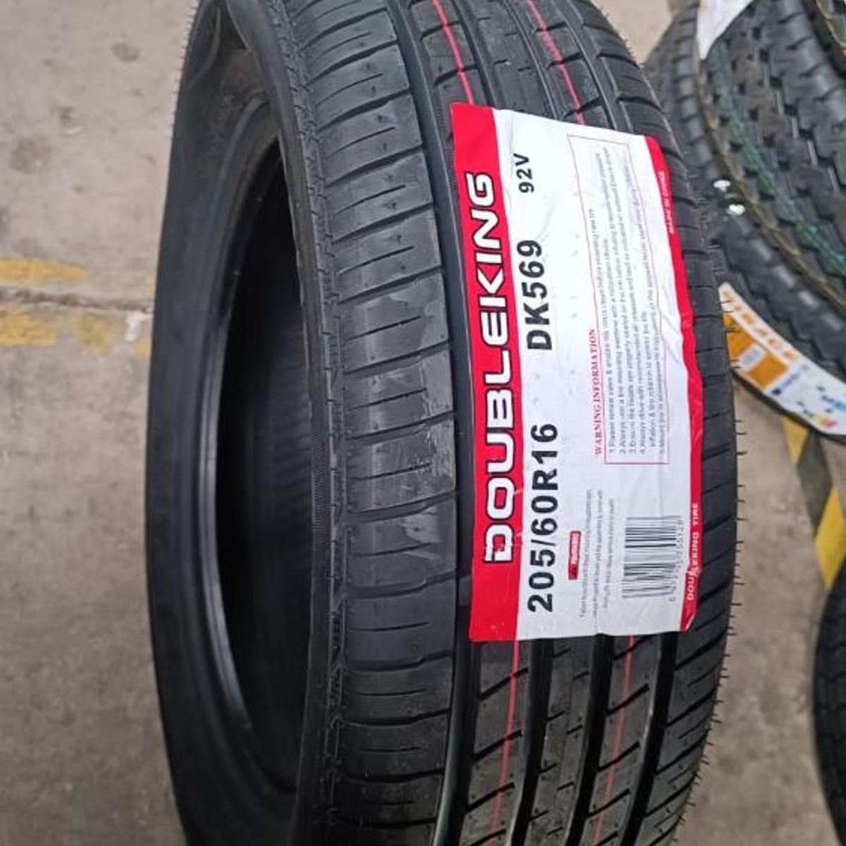 GENERICO - Neumatico 20560 R16 Doubleking Dk569 92V HT