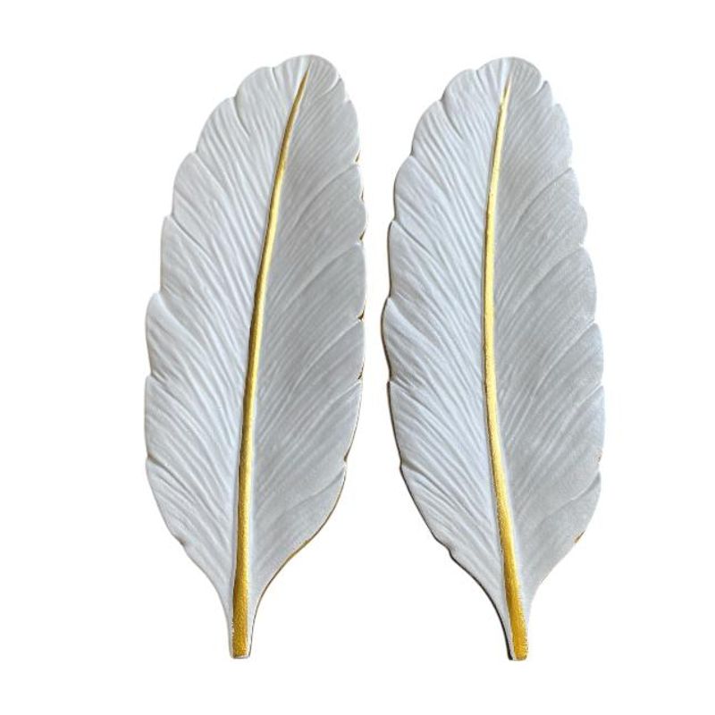 GENERICO - PACK BANDEJA   PLUMA BLANCA LINEA DORADA  Medidas 40 x 14 x 2 cm