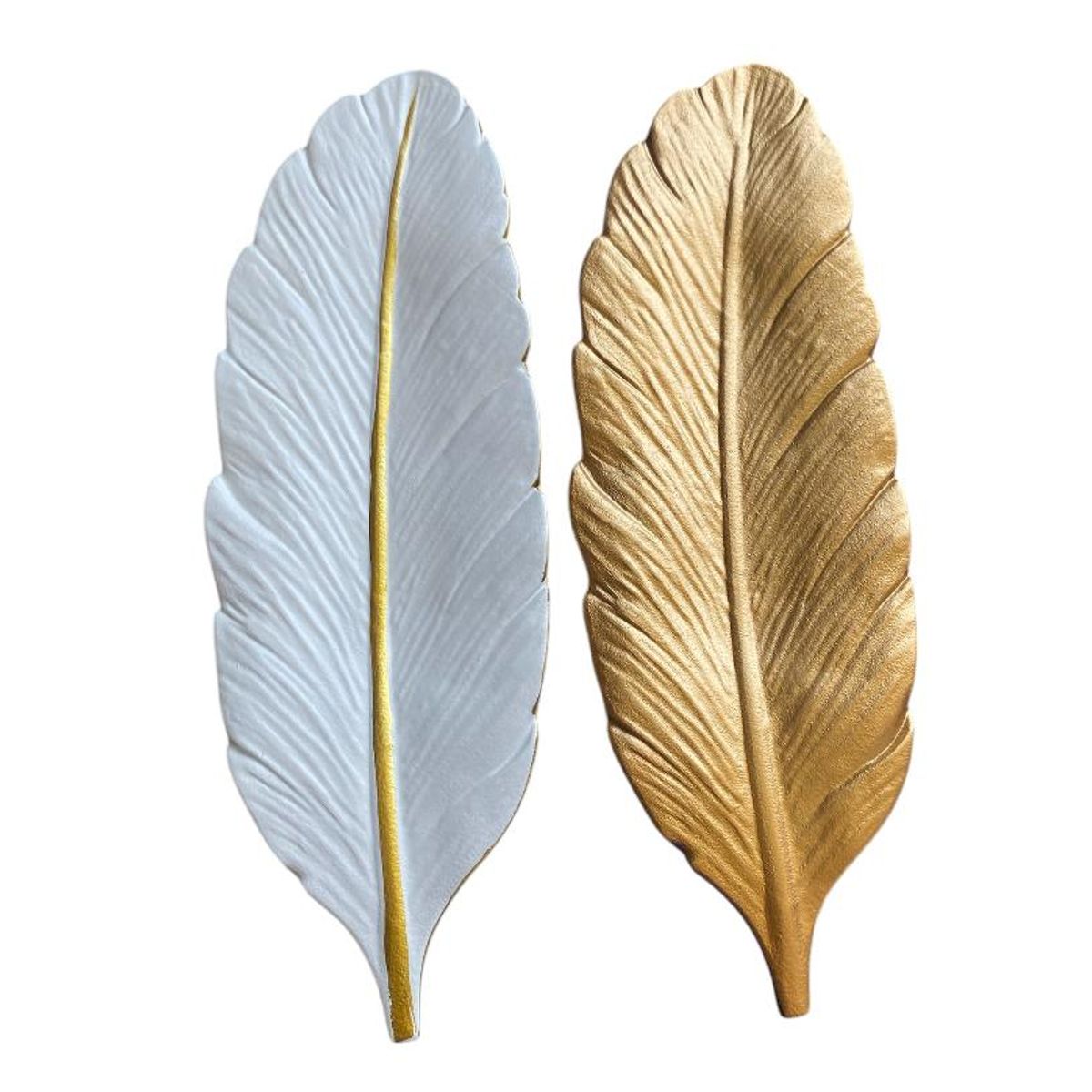 GENERICO - PACK BANDEJA   PLUMA BLANCA - DORADA  Medidas 40 x 14 x 2 cm
