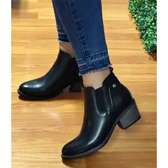 BOTELI - Botin Negro para Dama  M446 Horma pequeña