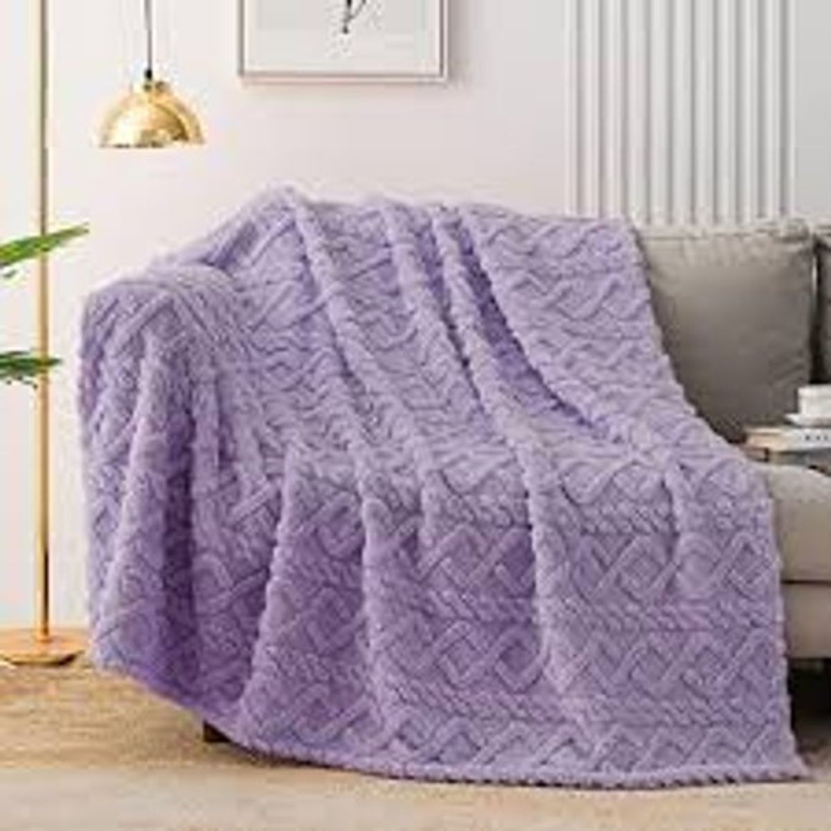 GENERICO - FRAZADA O MANTA TEXTURIZADA UNICOLOR LILA  2 PLAZAS RS