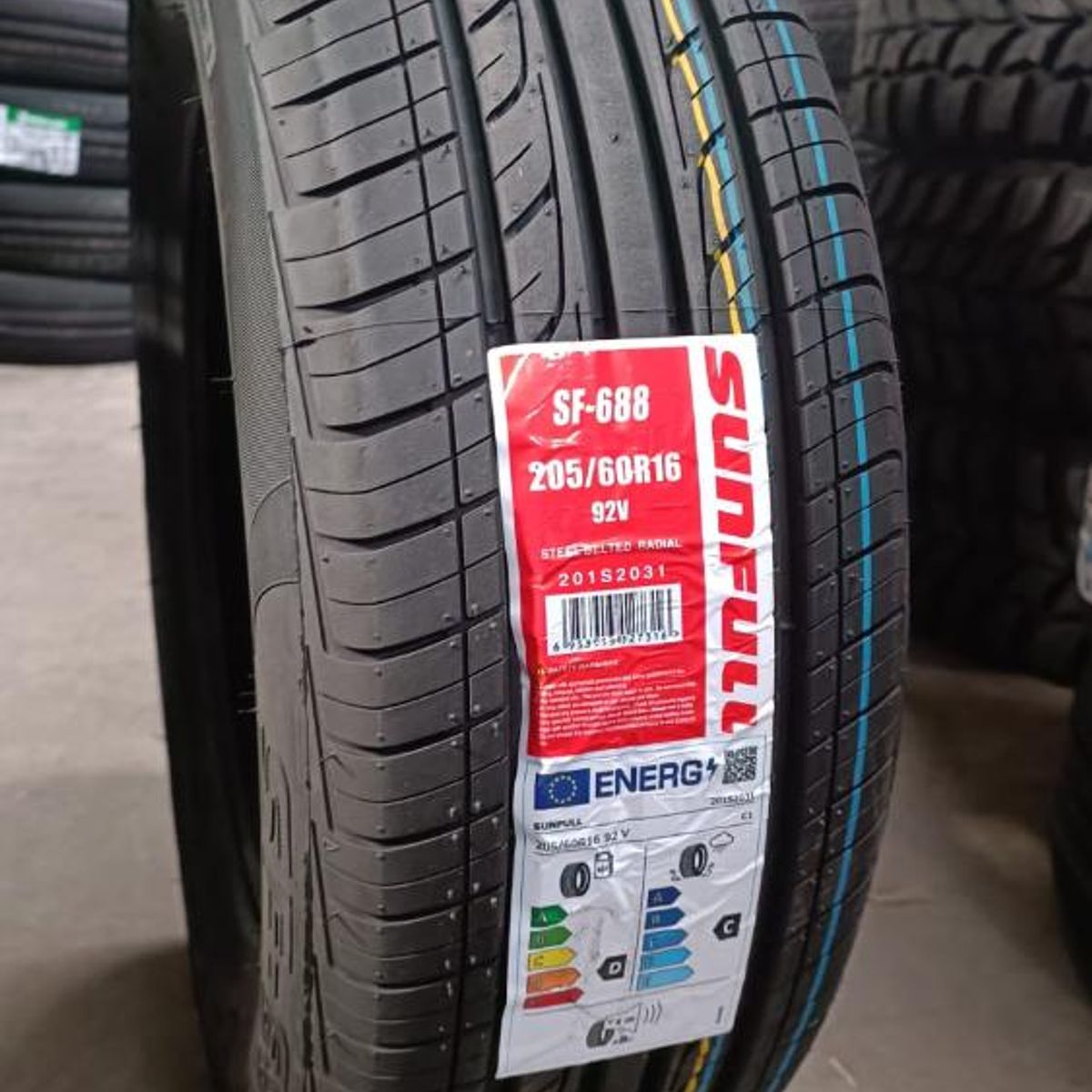 SUNFULL - Neumatico 20560 R16 Sunfull Sf-688 92V.