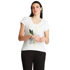 CURVI - Polera Blanco Manga Corta Estampado Cuello V