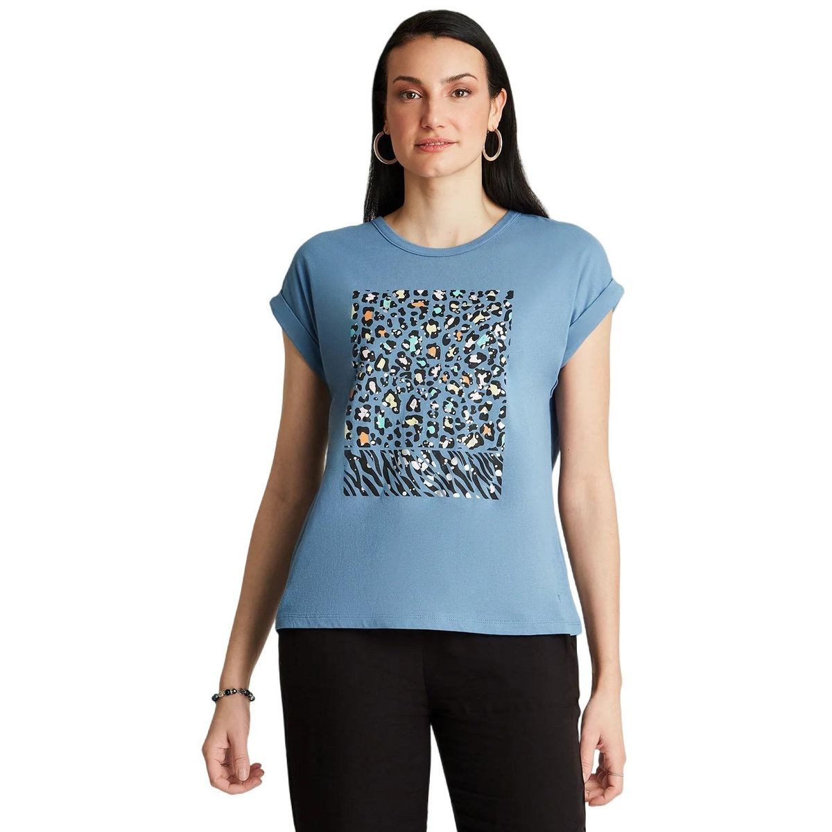 CURVI - Polera azul Manga Corta Print Y Detalle En Espalda