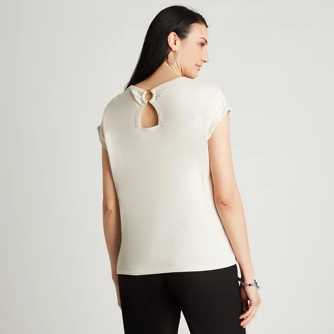 CURVI - Polera Beige Manga Corta Estampado