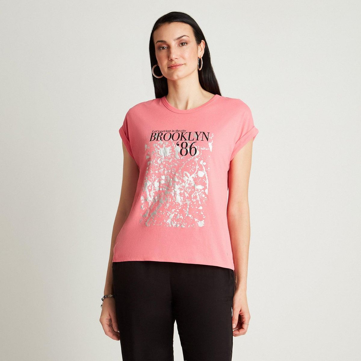 CURVI - Polera Fucsia Manga Corta Estampado