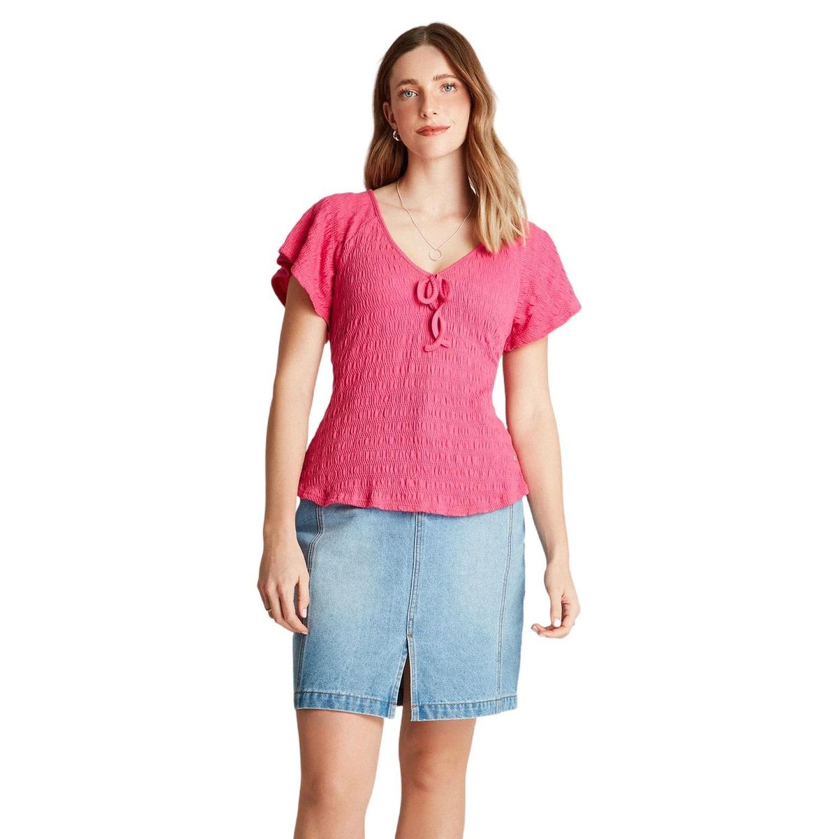 CURVI - Polera Fucsia Manga Corta Con Fruncido En Escote