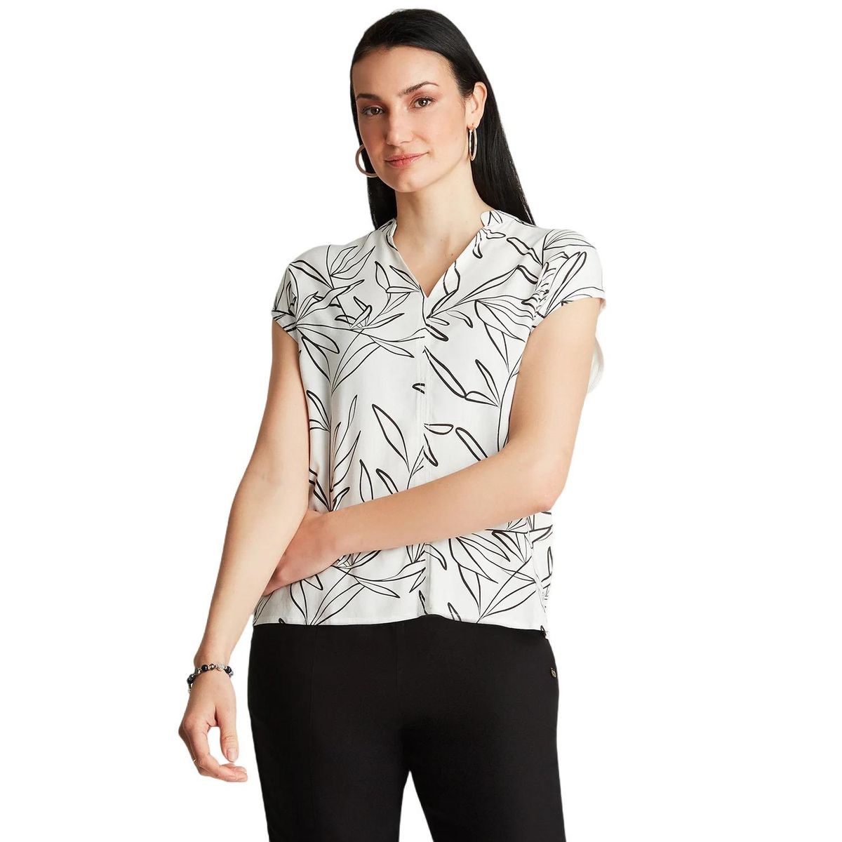 CURVI - Polera Crudo Manga Corta Estampado Cuello Mao