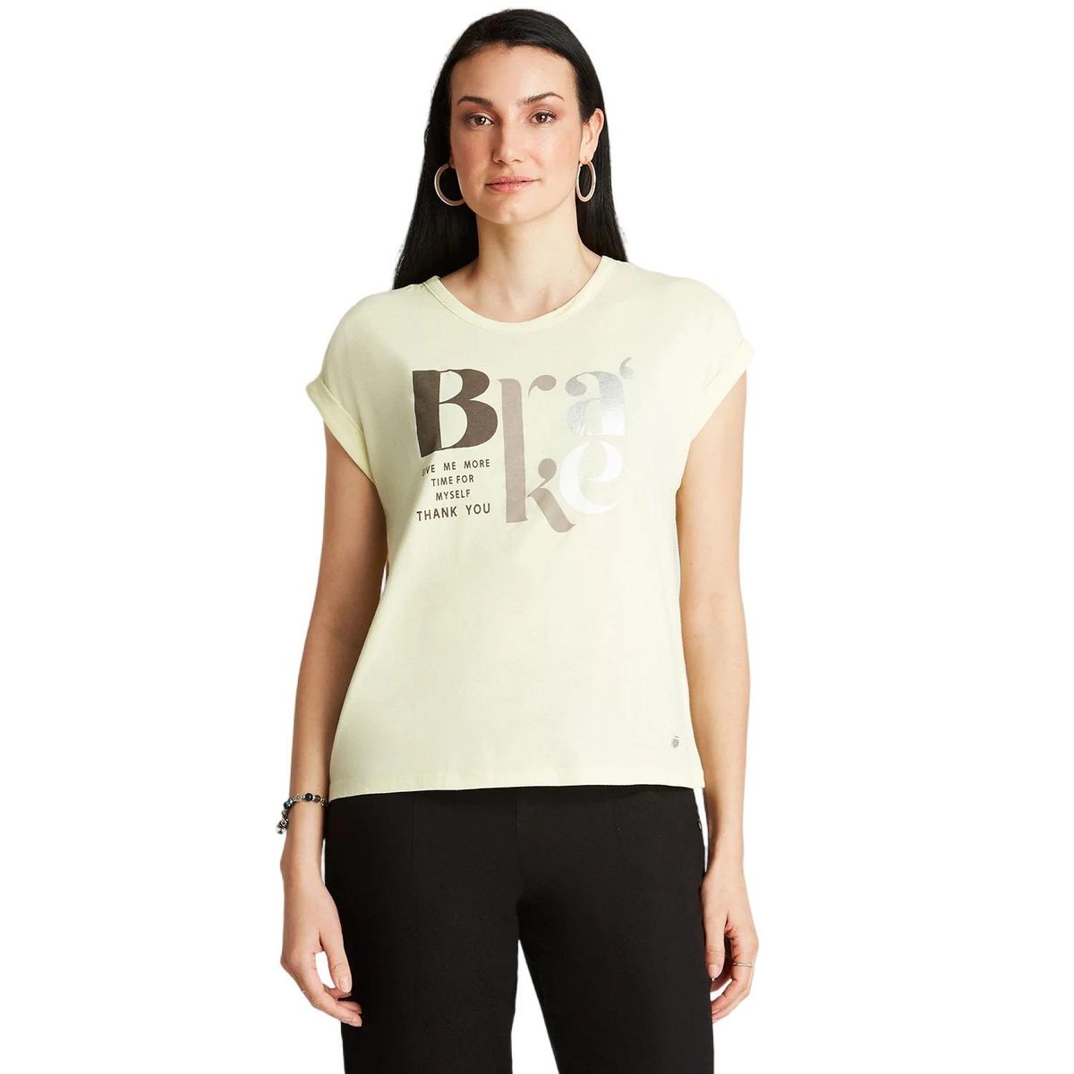 CURVI - Polera Amarillo Manga Corta Estampado