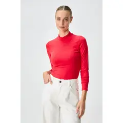 IO - Polera Manga Larga Rojo Mujer