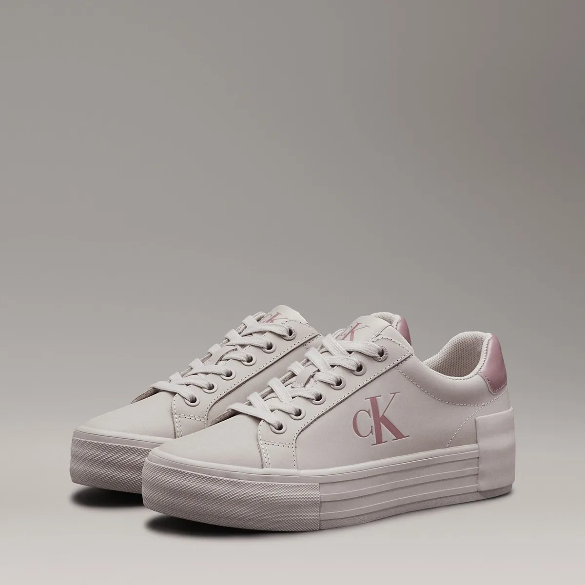 CALVIN KLEIN - Zapatillas de Cuero Vulc Flatform Gris Calvin Klein