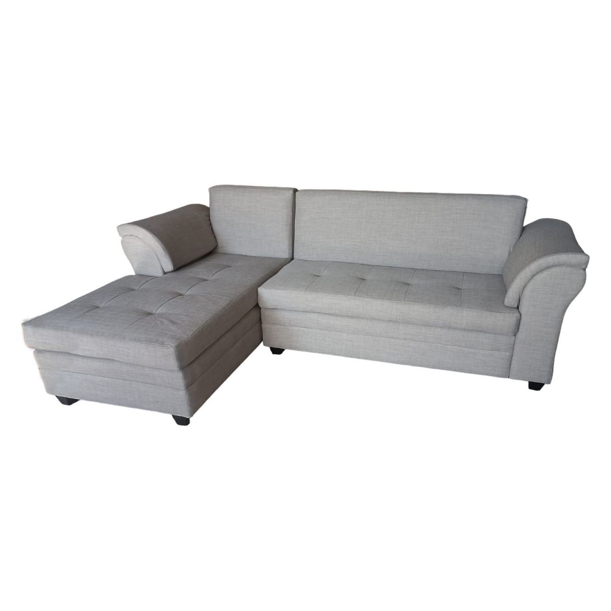 MUEBLERIA LATINA - ML SECCIONAL LINO MUSTANG CHICO IZQUIERDO GRIS CLARO.