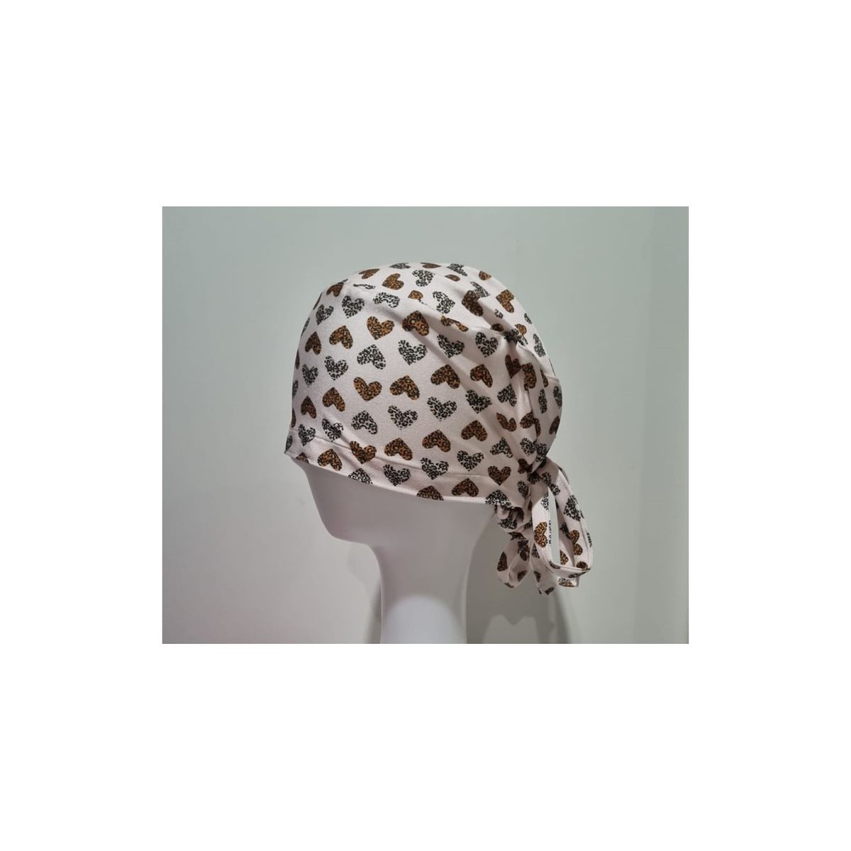 EL ESPACIO DE TOMMY - Gorro Clínico Lycra Corazones Animal Print