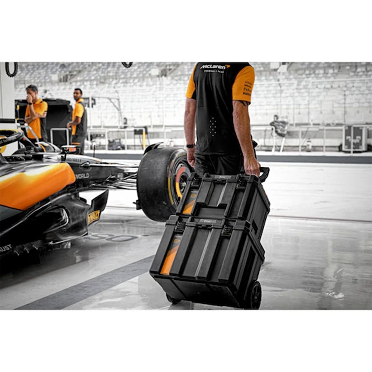 DEWALT - Torre Almacenamiento Edición McLaren Dewalt DWST60452-1