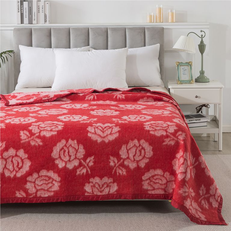 FRAZADAS CLASSIC JACQUARD ROJO 2 PLAZAS