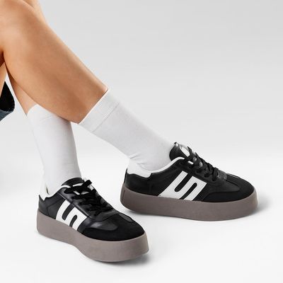 Imagen 2 del producto Zapatilla Casual Mujer Urbana Plataforma Confort LT203