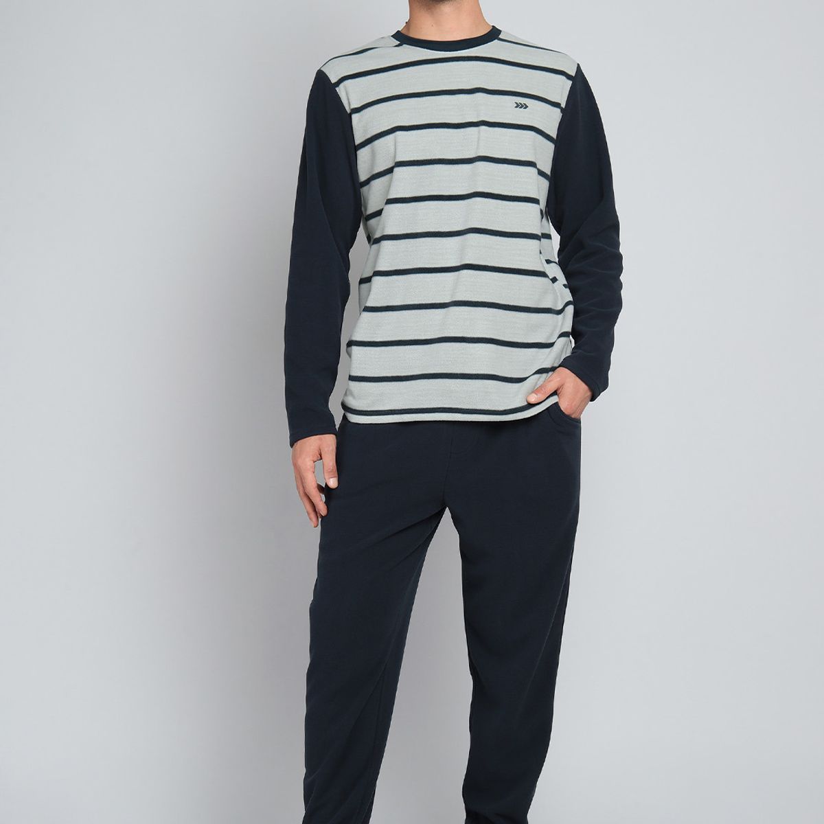 ARROW - Pijama Hombre Arrow Polar Diseño a Rayas ARROW