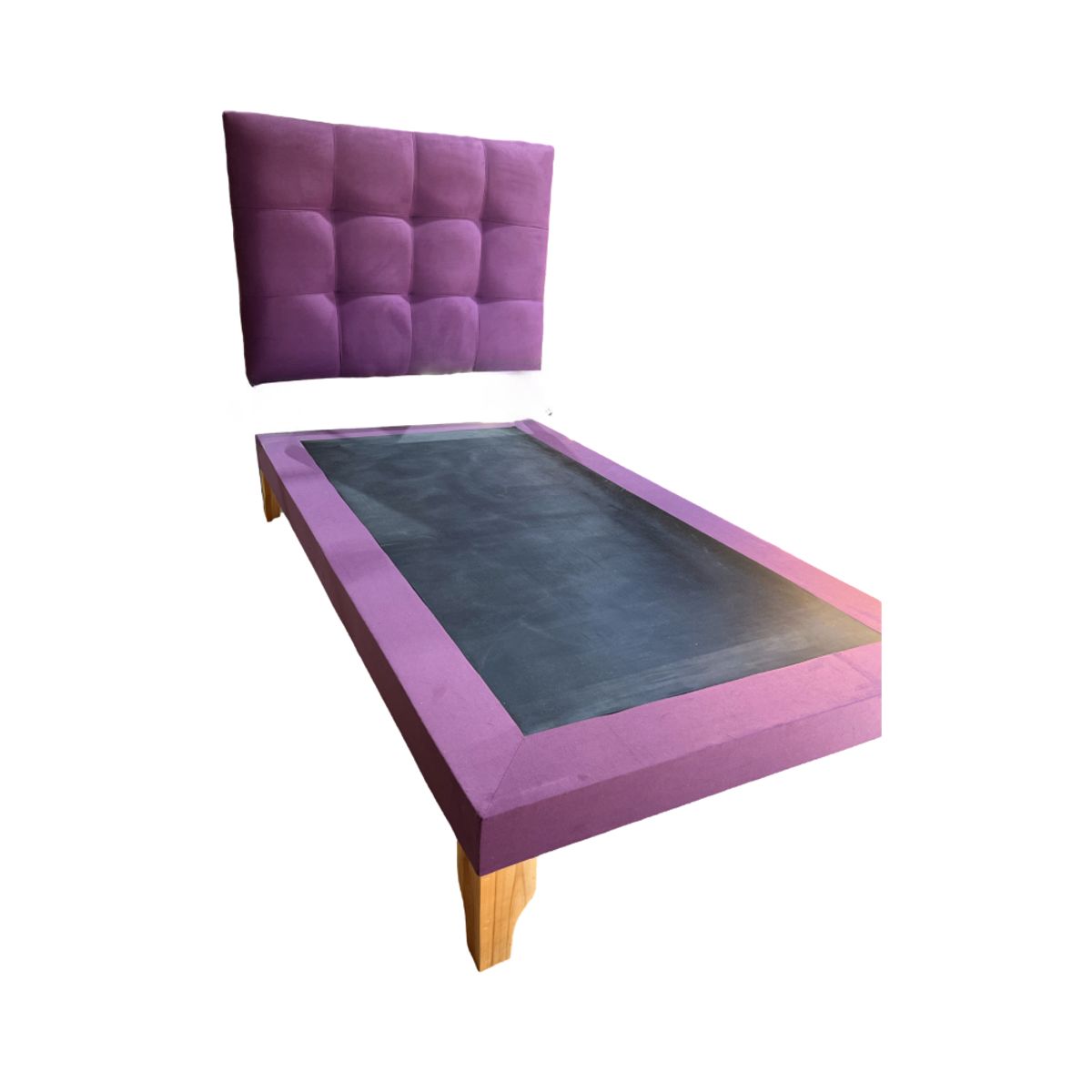 MUEBLES NEW - CAMA DE PLAZA MORADO FELPA.