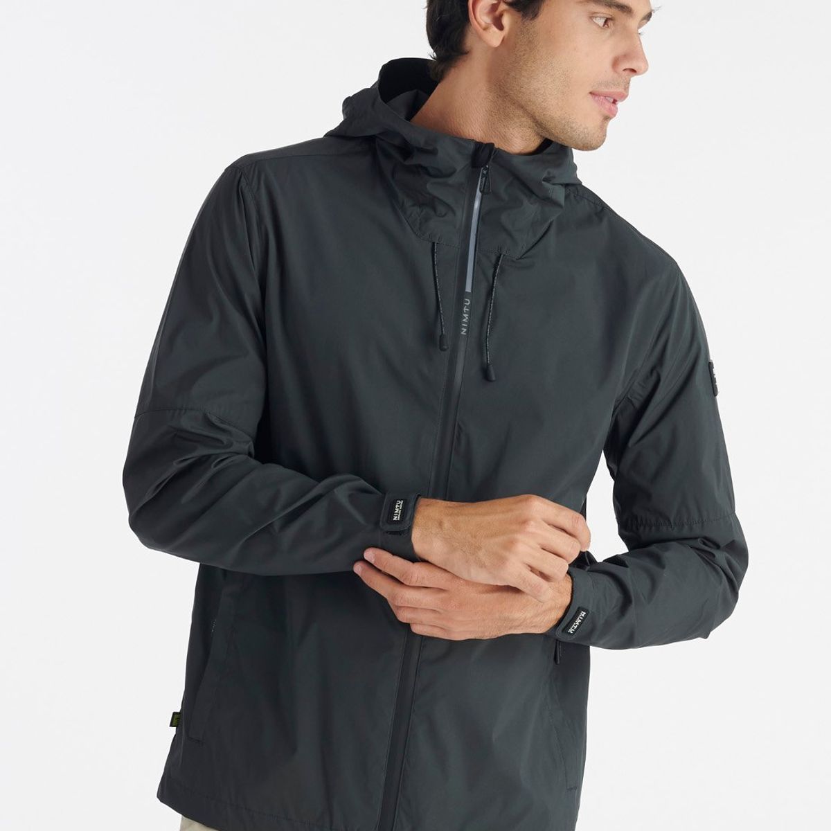 NIMTU - Chaqueta Cortaviento Maipo Nt Negro Nimtu.